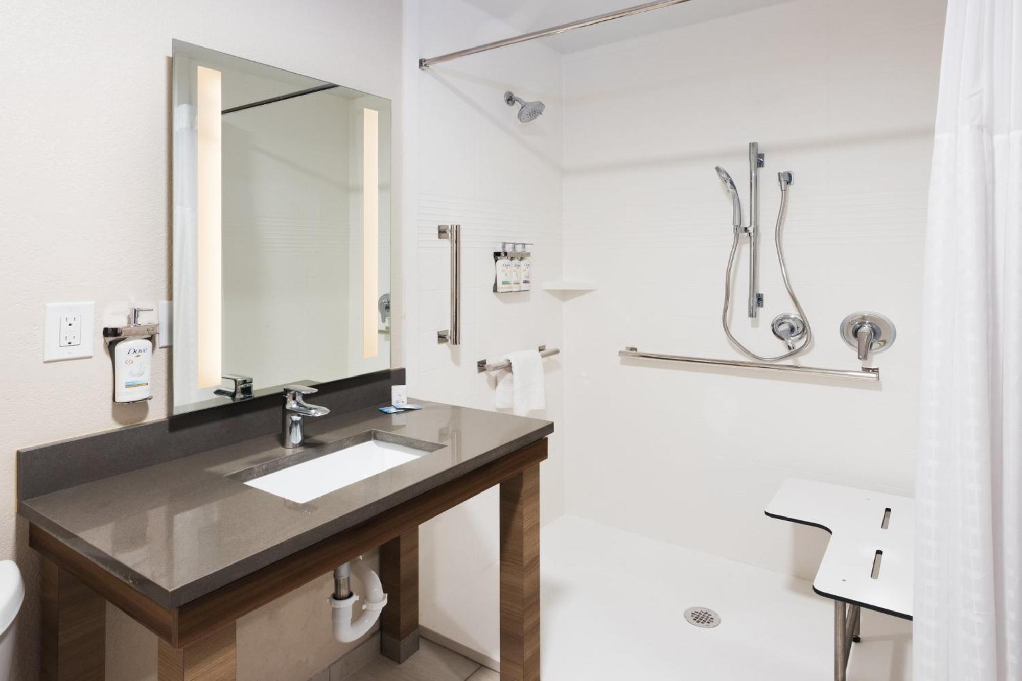 Candlewood Suites Eastchase Park By Ihg Montgomery Eksteriør bilde