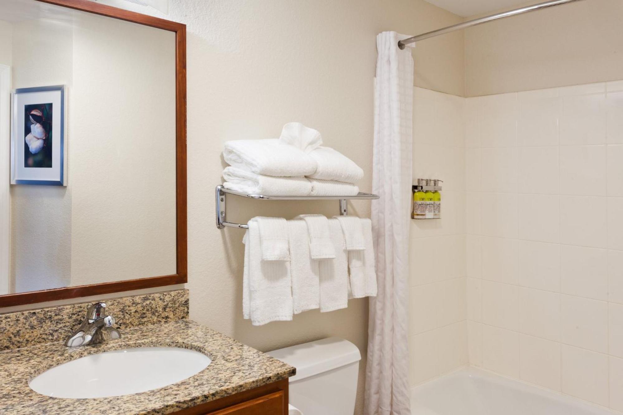 Candlewood Suites Eastchase Park By Ihg Montgomery Eksteriør bilde