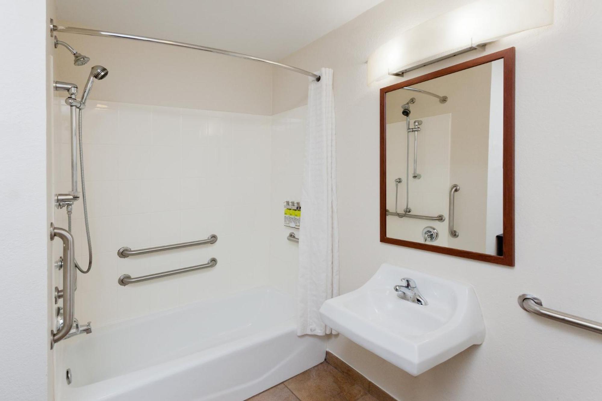 Candlewood Suites Eastchase Park By Ihg Montgomery Eksteriør bilde