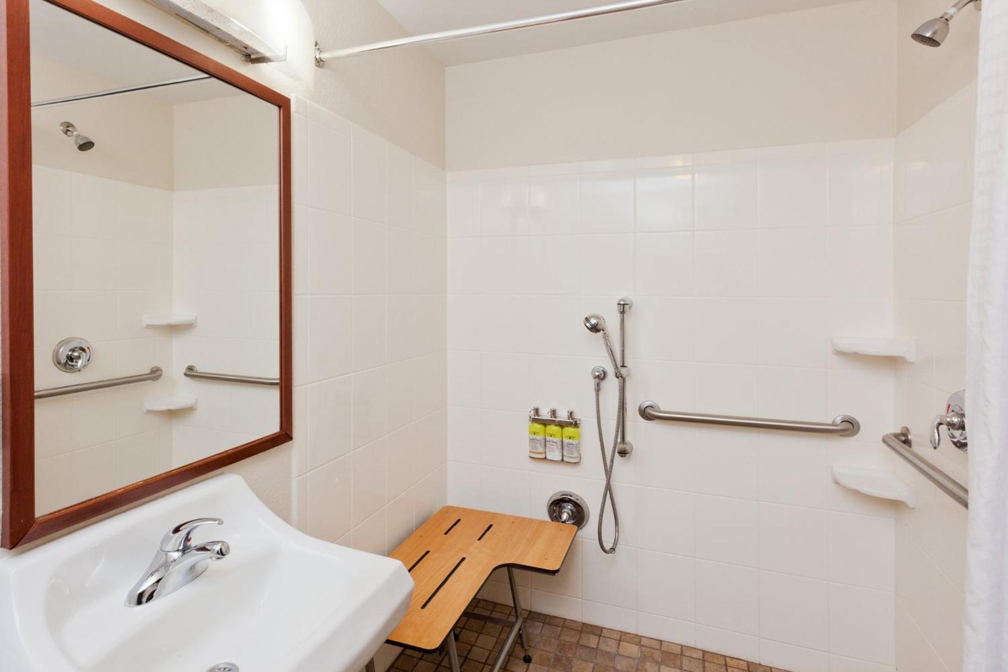 Candlewood Suites Eastchase Park By Ihg Montgomery Eksteriør bilde